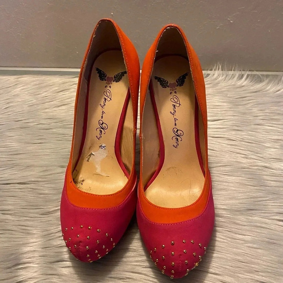 Penny Loves Kenny Pink & Orange Suede with Gold Beaded Top Accent Heels - Picture 1 of 12